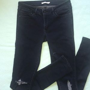 Distressed Levi’s Jeans